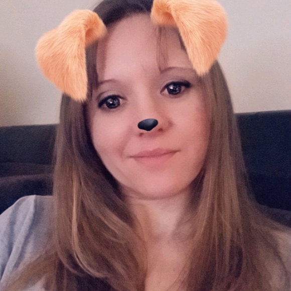 Meet your Posher, Mia - Picture 1 of 1